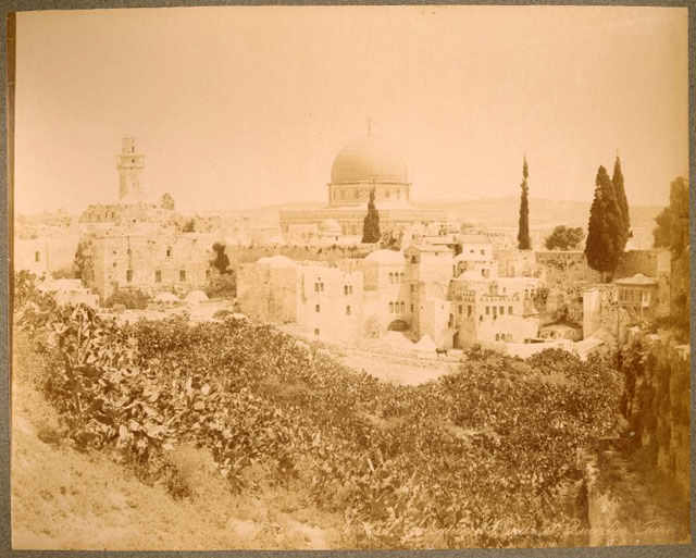 Jrusalem Mosque d'Omar et Quartier Turc -- Dome of the Rock -- Photographer: Zangaki