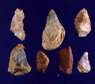 CHIPPED STONE ASSEMBLAGE : Flint : Middle Palaeolithic Period : Mousterian Type : Karain Cave in Antalya (Turkey)